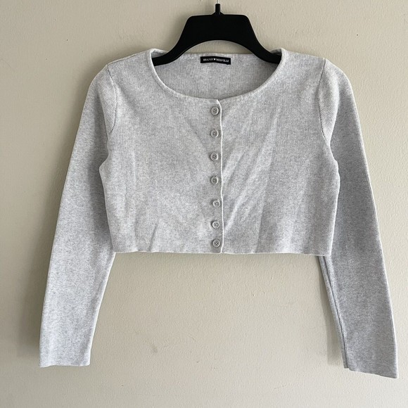 Brandy Melville Sweaters - Brandy Melville Shrug Top Y2K Light Gray Ribbed Long Sleeves Button Up One Size